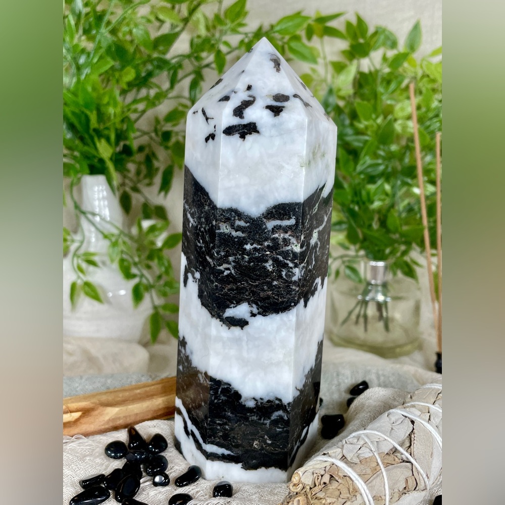 2355 Zebra Jasper Crystal Tower - Picture 8 of 13
